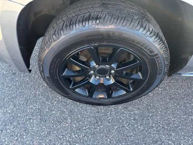 Used 2020 SATIN STEEL METALLIC GMC Denali image 11