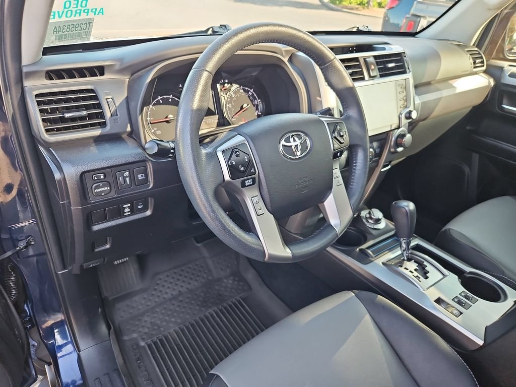 Used 2022 Nautical Blue Metallic Toyota SR5 Premium image 12
