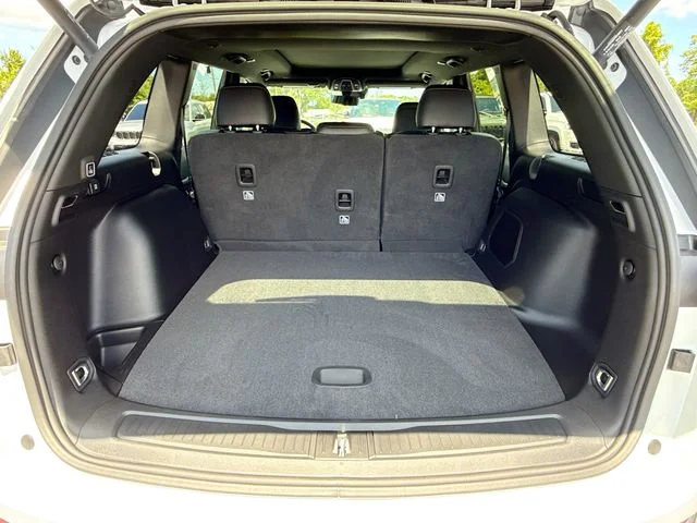 New 2026 Bright White Clearcoat Jeep  image 6