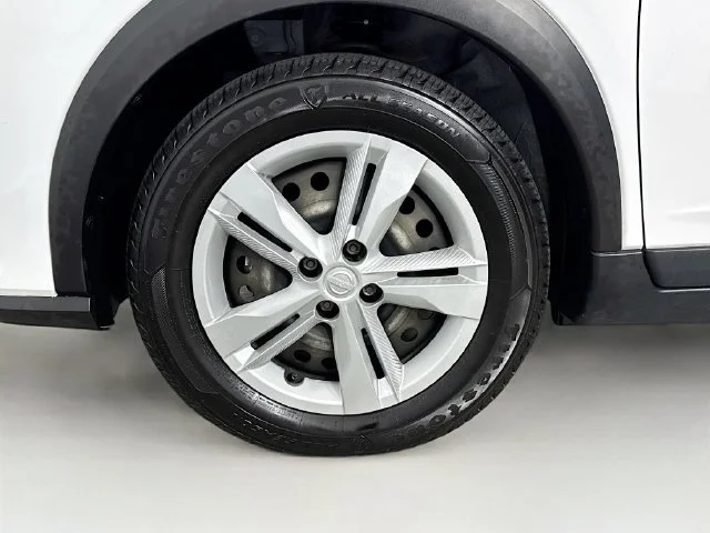 2023 Nissan Kicks S - Photo 28