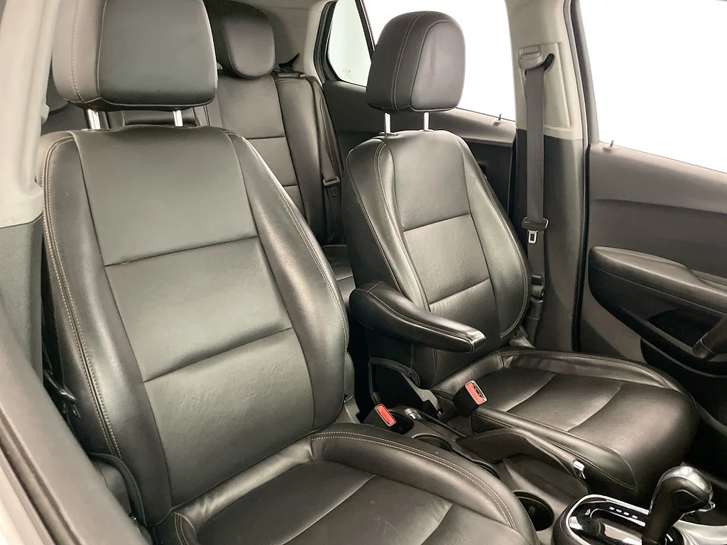Used 2019 Nightfall Gray Metallic Chevrolet Premier image 28