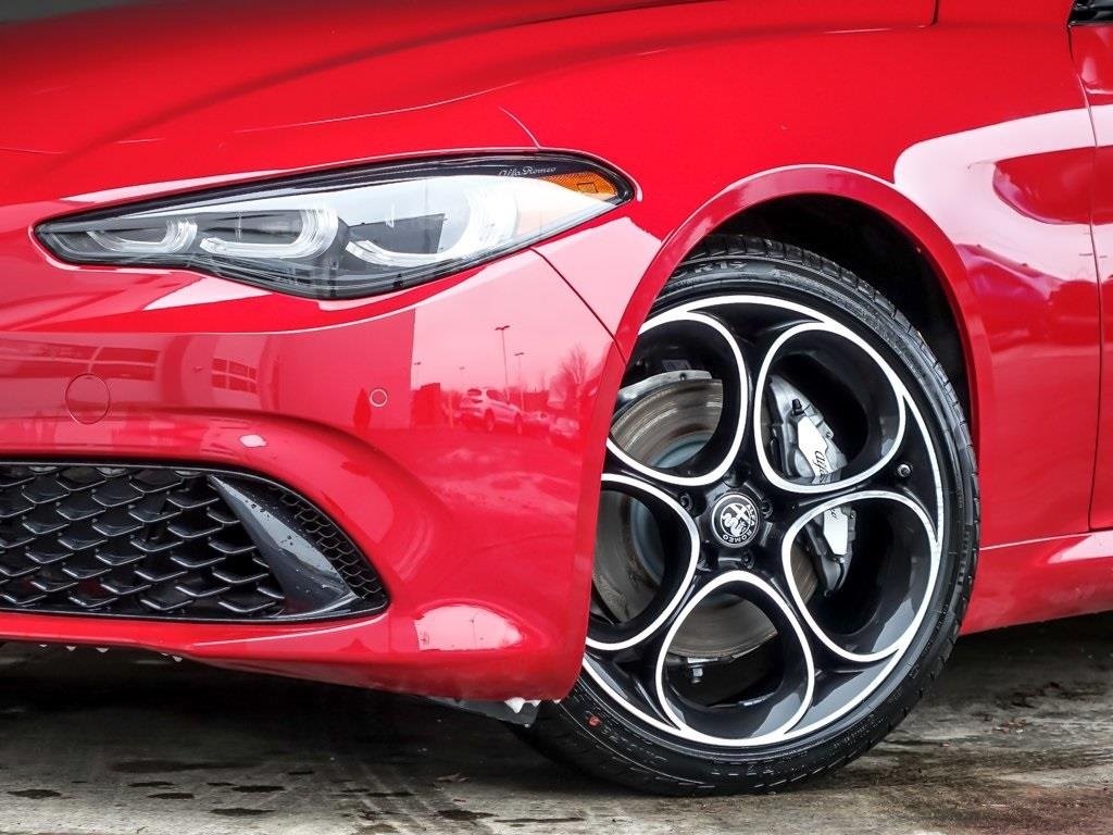 2025 ALFA ROMEO GIULIA (952) - Image 2