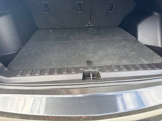 Used 2018 NIGHTFALL GRAY METALLIC Chevrolet Premier image 11