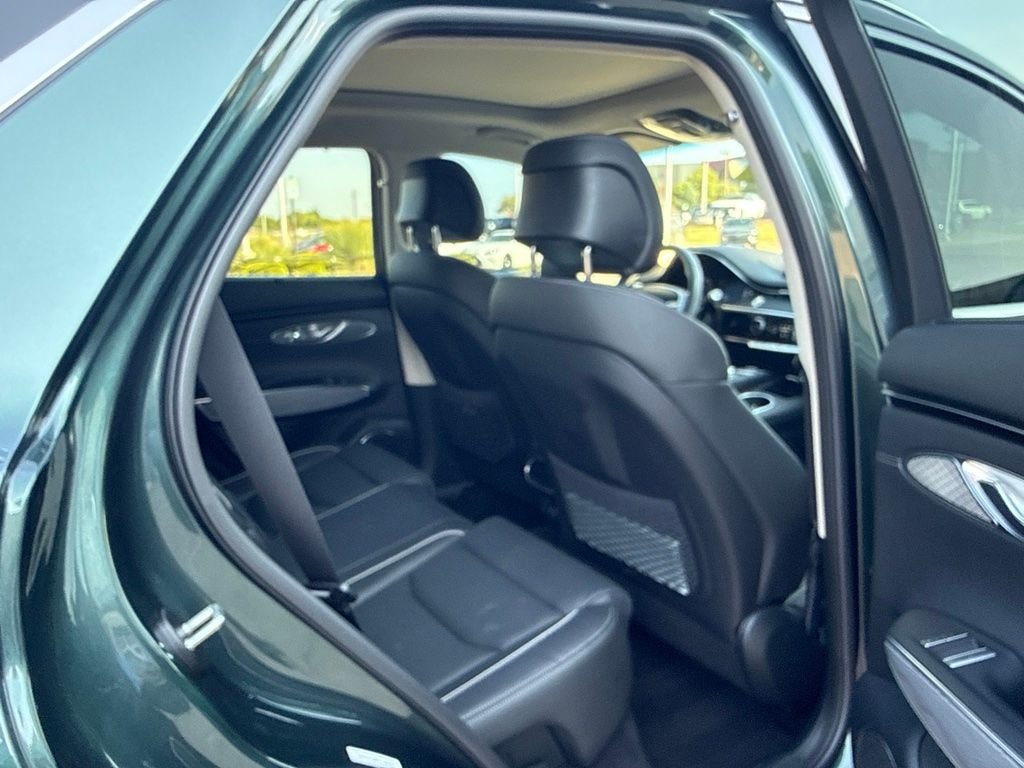 Used 2023 Green Genesis 2.5T image 7