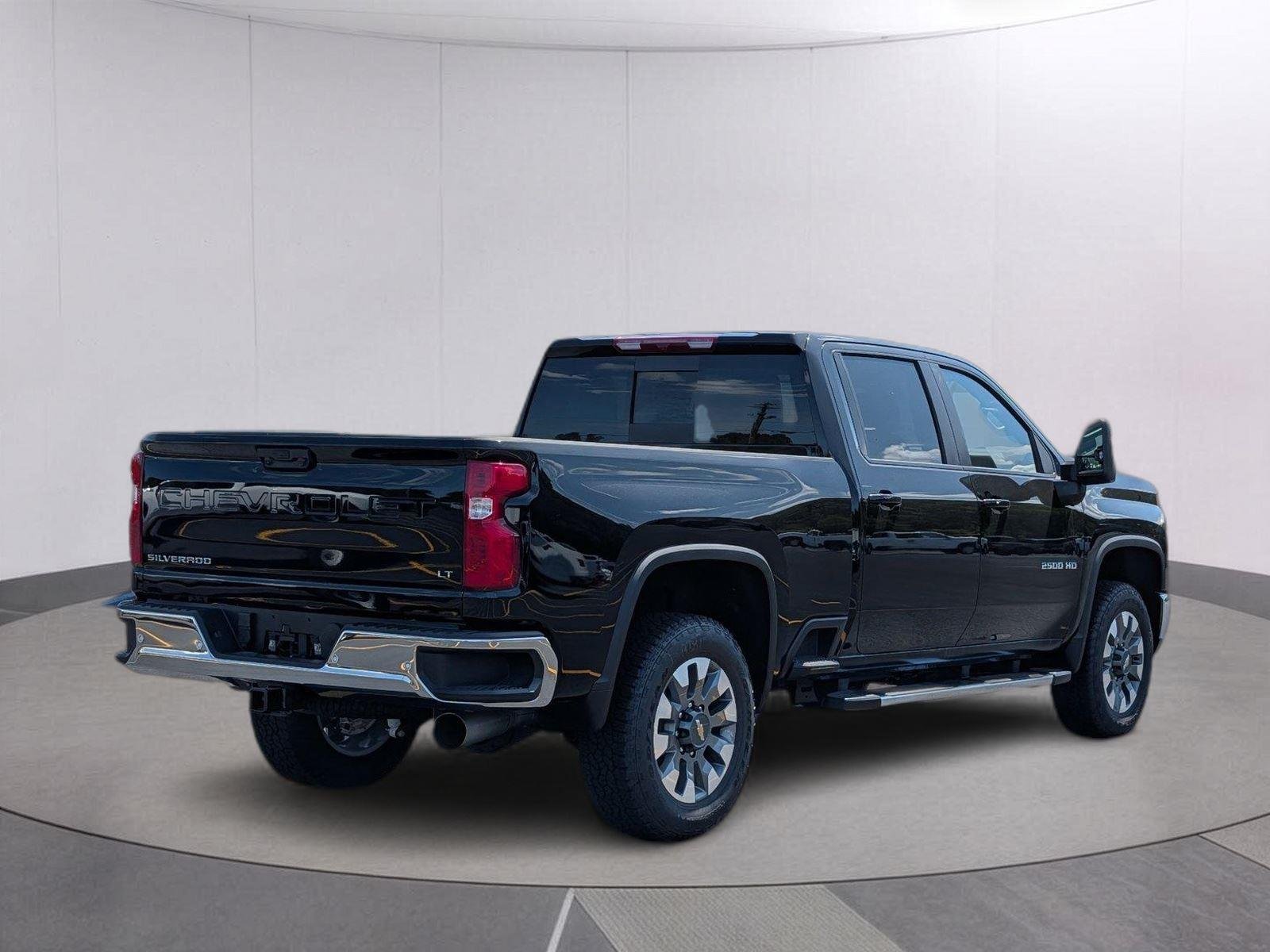 2026 Chevrolet Silverado 2500 HD LT - Photo 6