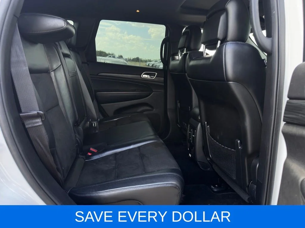 Used 2019 White Jeep Altitude image 17