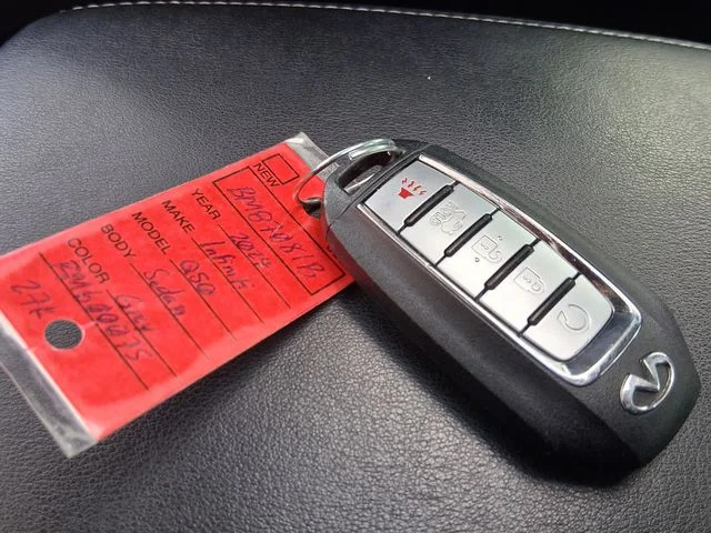 Used 2024 Gray INFINITI LUXE image 26