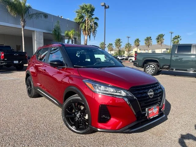 2024 Nissan Kicks SR