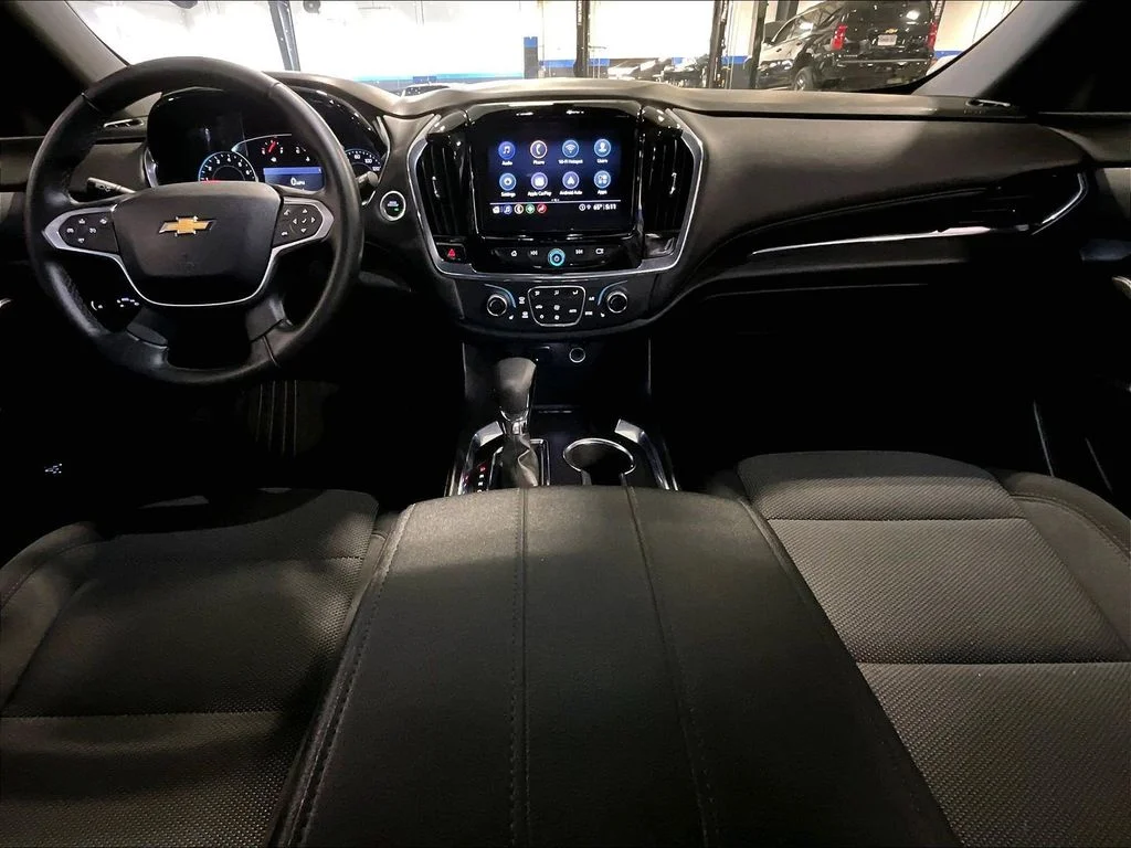 Used 2023 Gray Chevrolet LT image 22