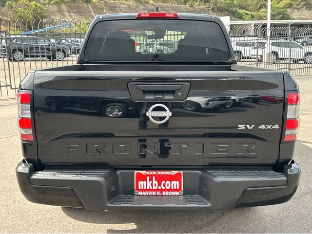 2023 Nissan Frontier SV - Photo 12