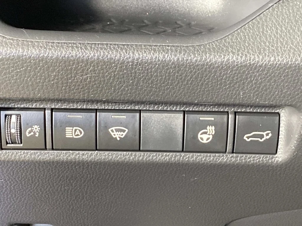 Used 2022 Blueprint Toyota SE image 23