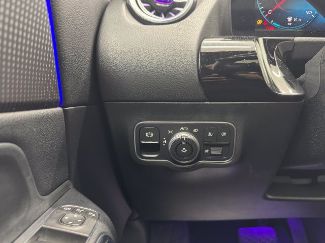 Certified Used 2022 Polar White Mercedes-Benz GLA 250 image 36