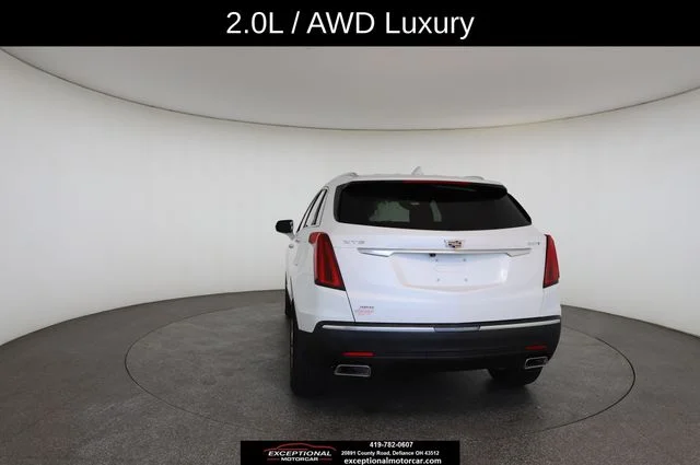 Used 2022 White Cadillac Luxury image 14