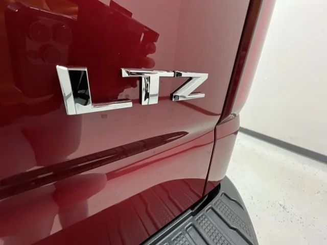 Used 2019 Red Chevrolet LTZ image 34