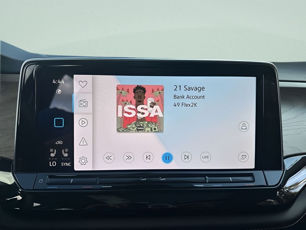 New 2026 Pure Gray Volkswagen 2.0T SE w/Technology image 16