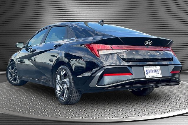 2025 Hyundai Elantra SEL - Photo 7