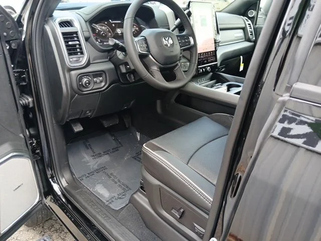 New 2026 Diamond Black Crystal Pearl-Coat Exterior Paint RAM Laramie image 57
