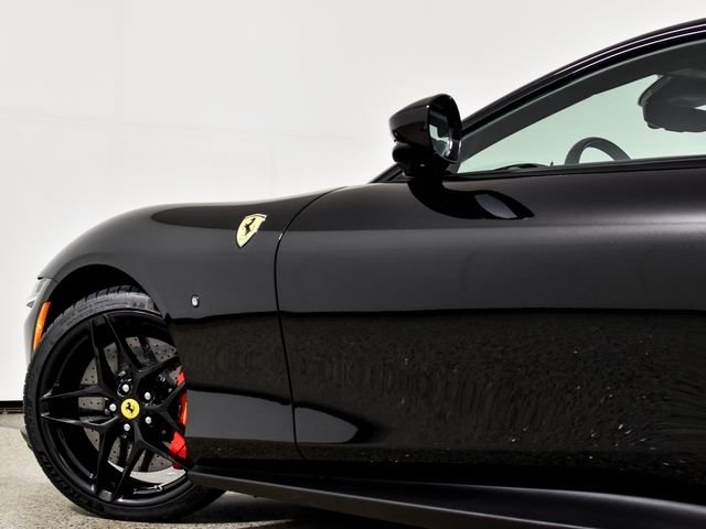 Used 2021 Black Ferrari Base image 18