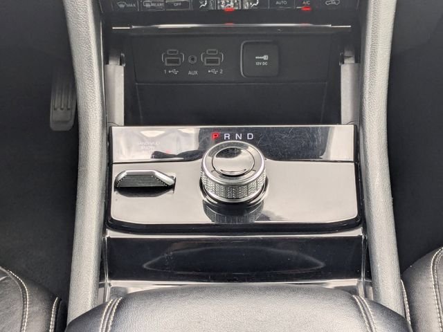Used 2023 Diamond Black Jeep Limited image 23