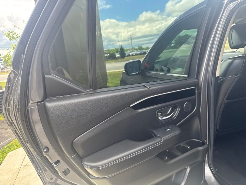 2025 Honda Pilot EX-L - Photo 26