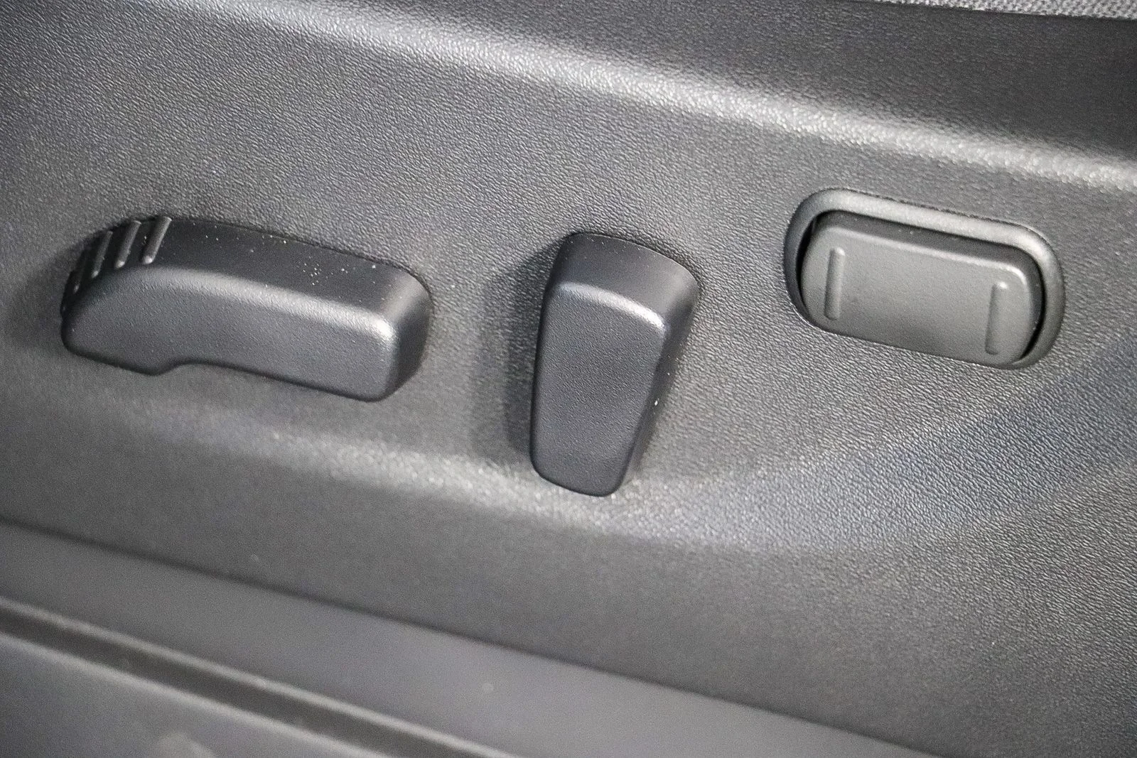 New 2026 Gun Metallic Nissan Crew Cab SV image 22