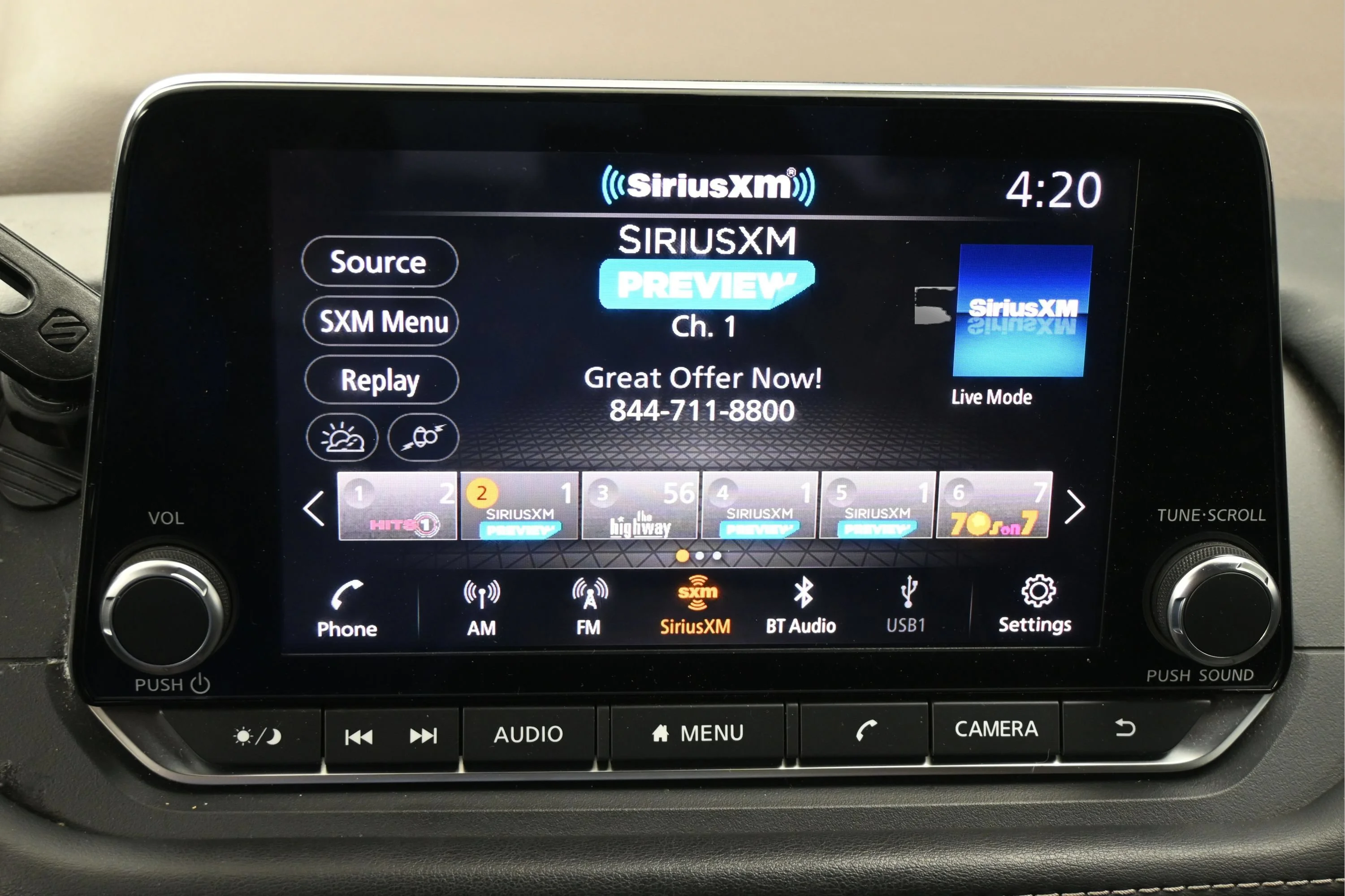 Certified Used 2022 Gun Metallic Nissan SV image 16
