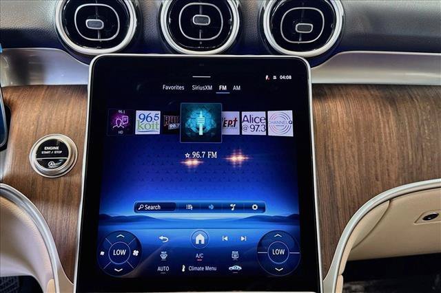 New 2026 Polar White Mercedes-Benz GLC 300 image 44