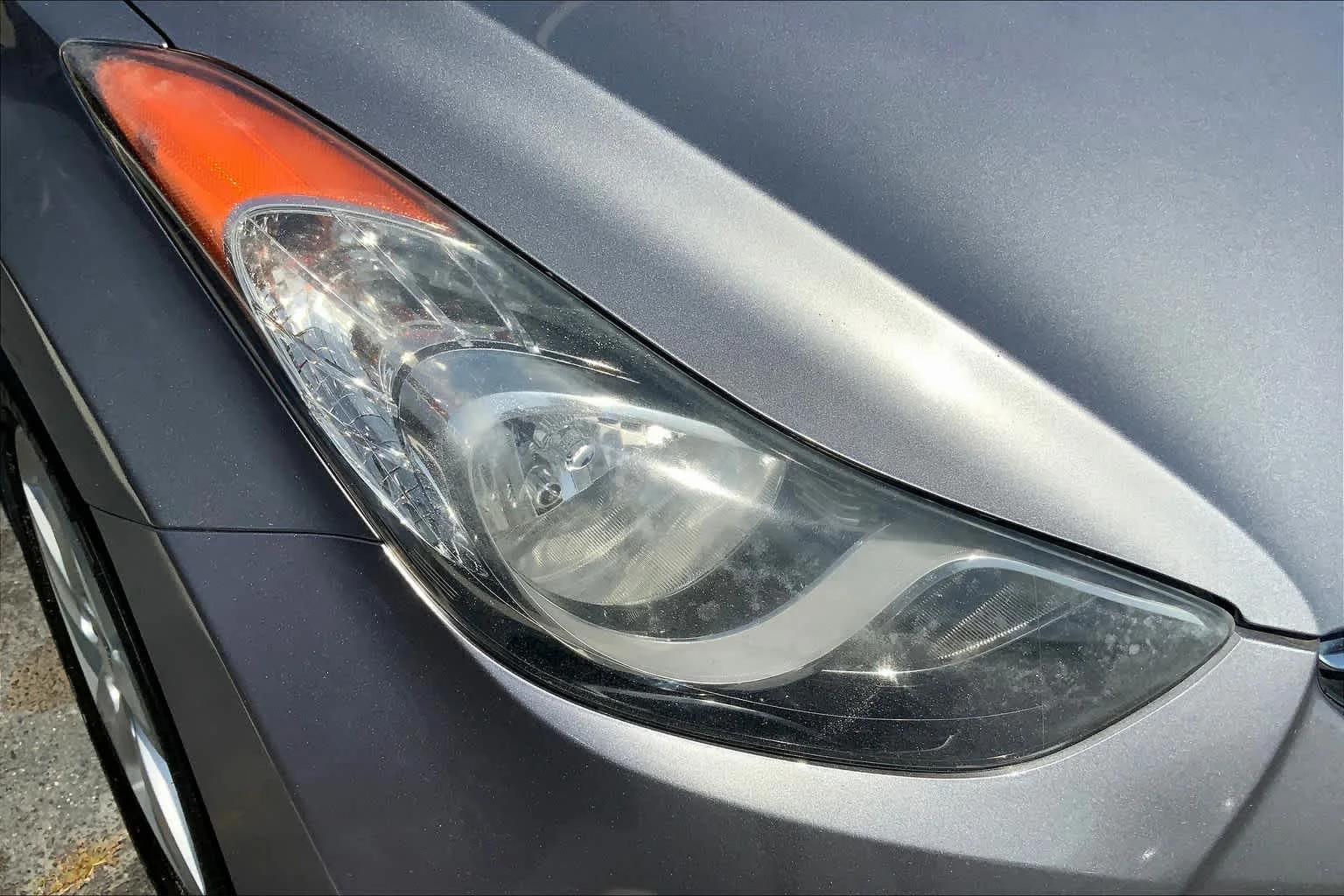 Used 2011 Titanium Gray Metallic Hyundai GLS image 24