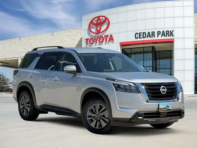 2025 Nissan Pathfinder SV 2WD's photo
