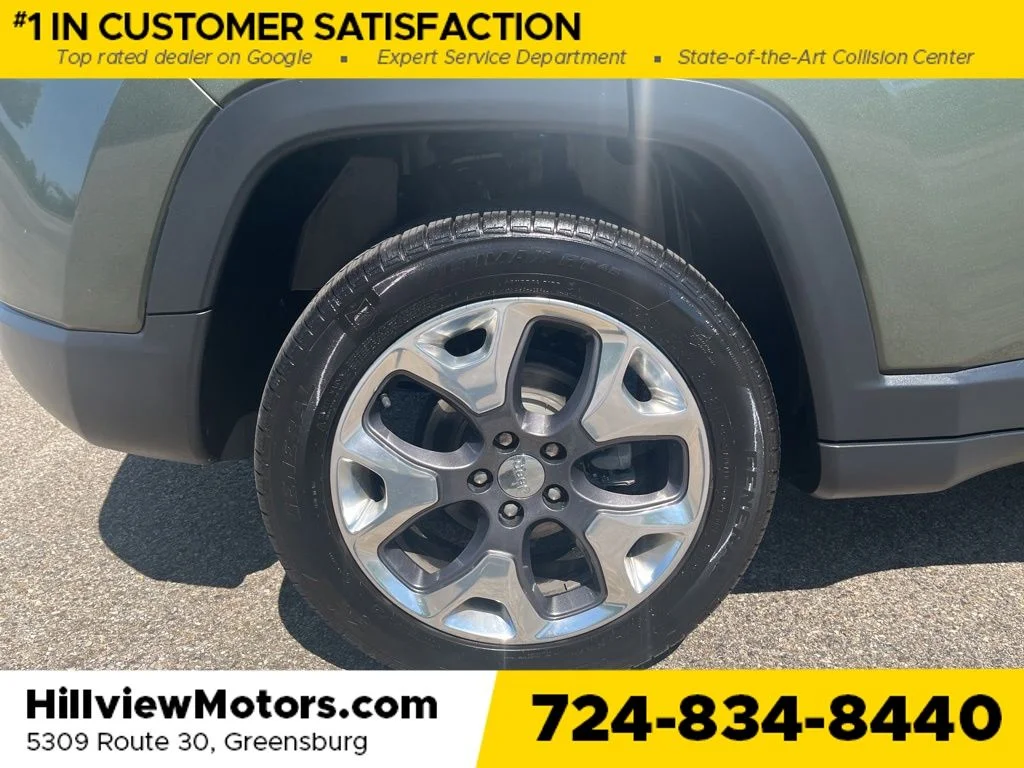 Used 2019 Olive Green Pearlcoat Jeep Limited image 13