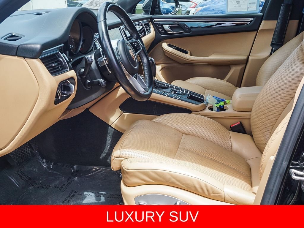 Used 2018 Black Porsche Base image 17