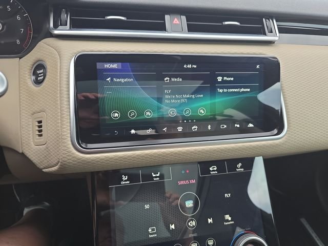 Used 2018 Silver Land Rover S image 23