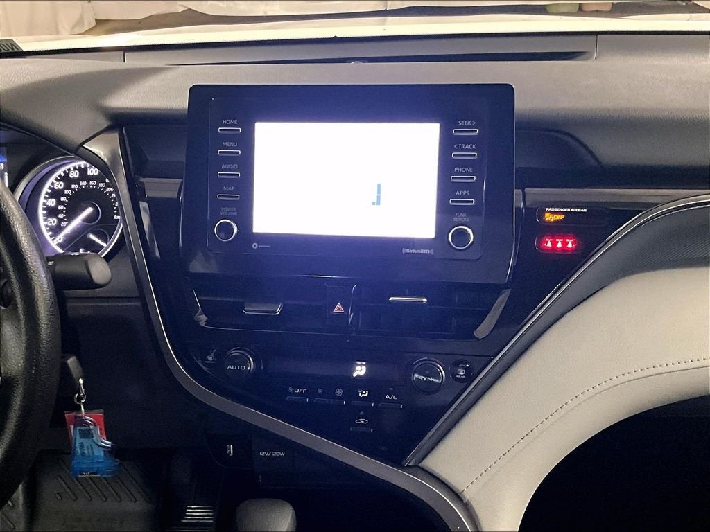 Used 2023 White Toyota LE image 18