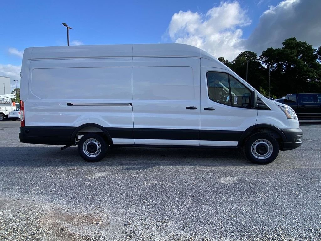 New 2026 Oxford White Ford Cargo Van image 2