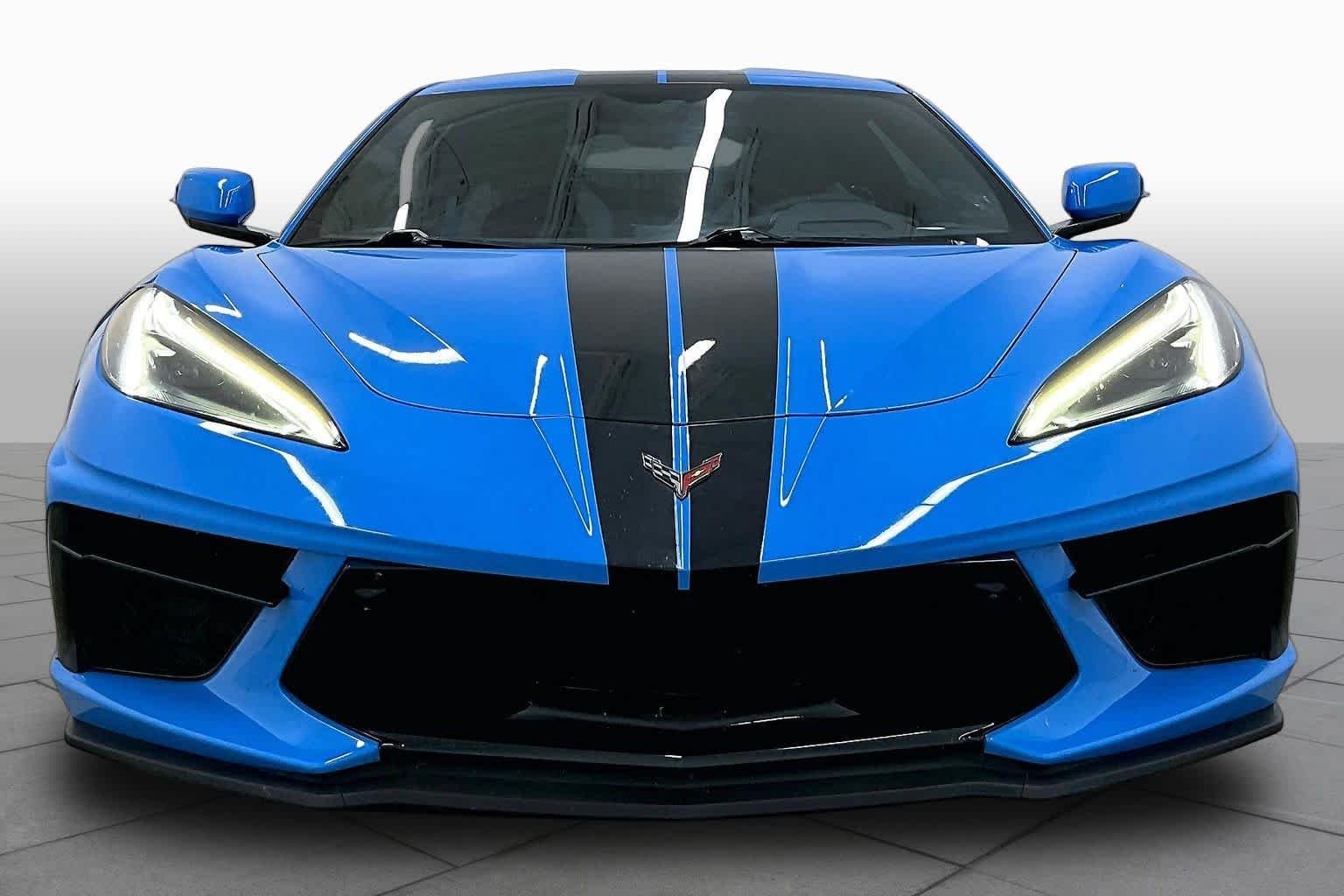 Used 2021 Rapid Blue Chevrolet 2LT image 4