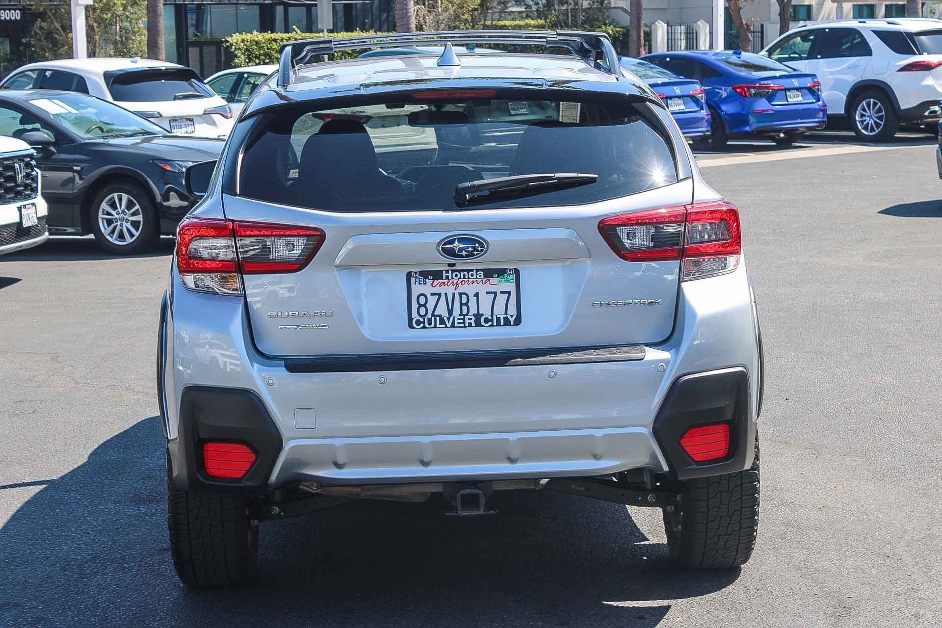 Used 2022 Ice Silver Metallic Subaru Limited image 7