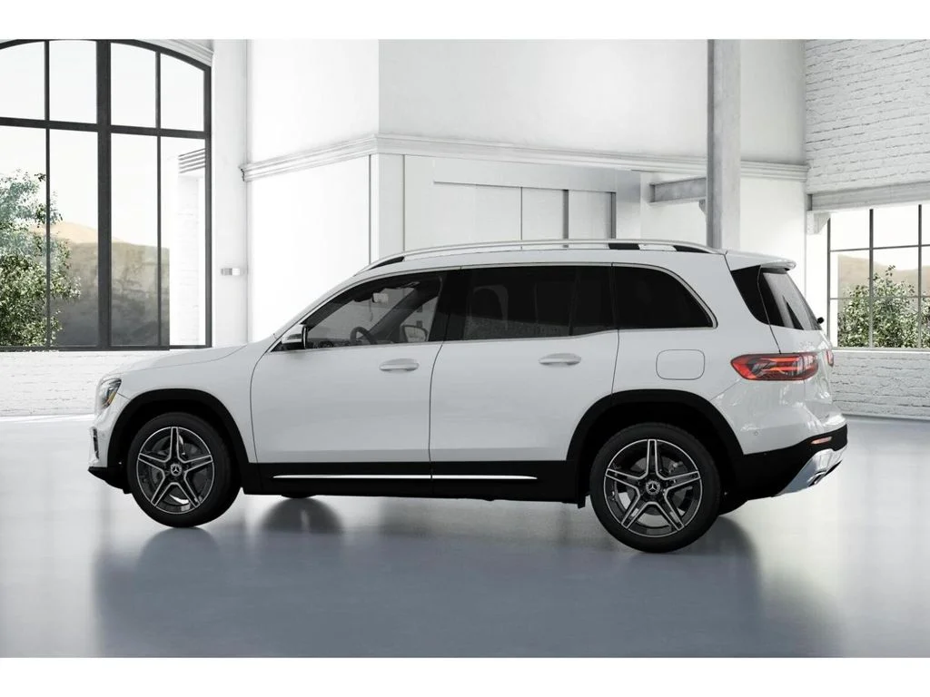 New 2026 White Mercedes-Benz GLB 250 image 32