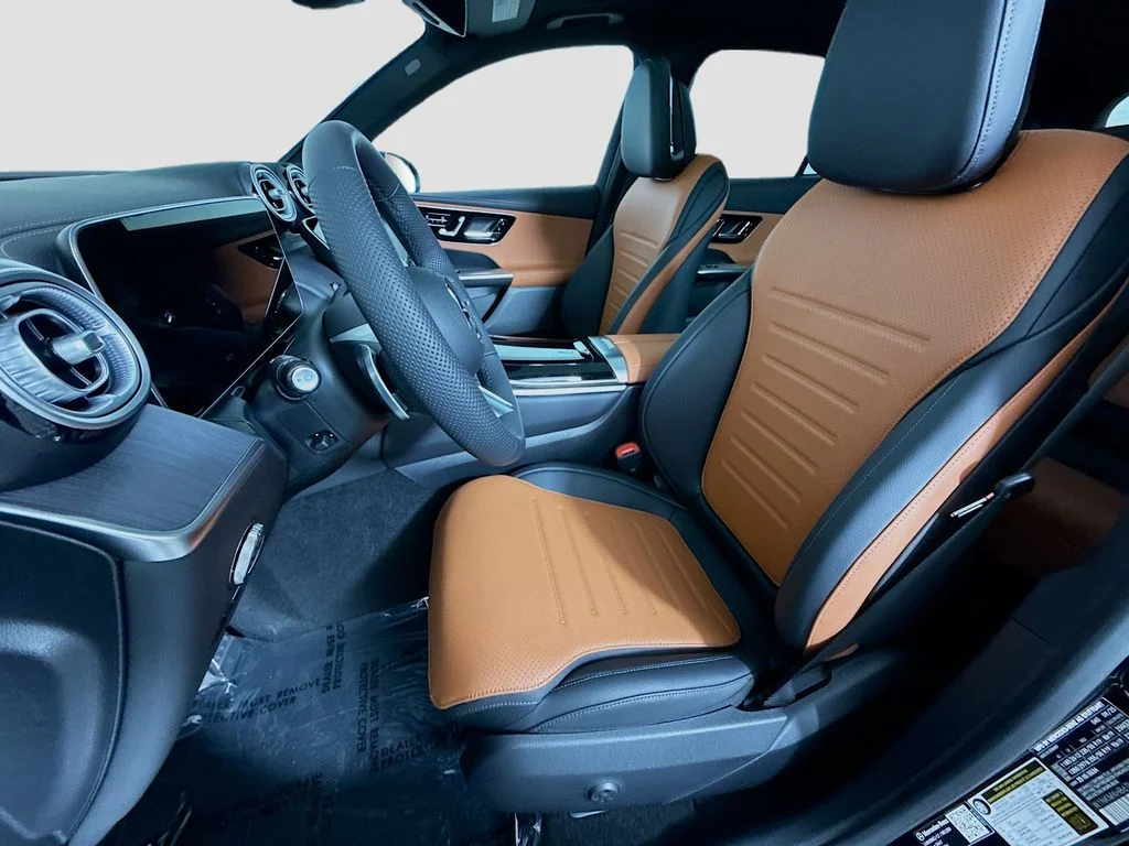 New 2026 Black Mercedes-Benz GLC 300 image 22