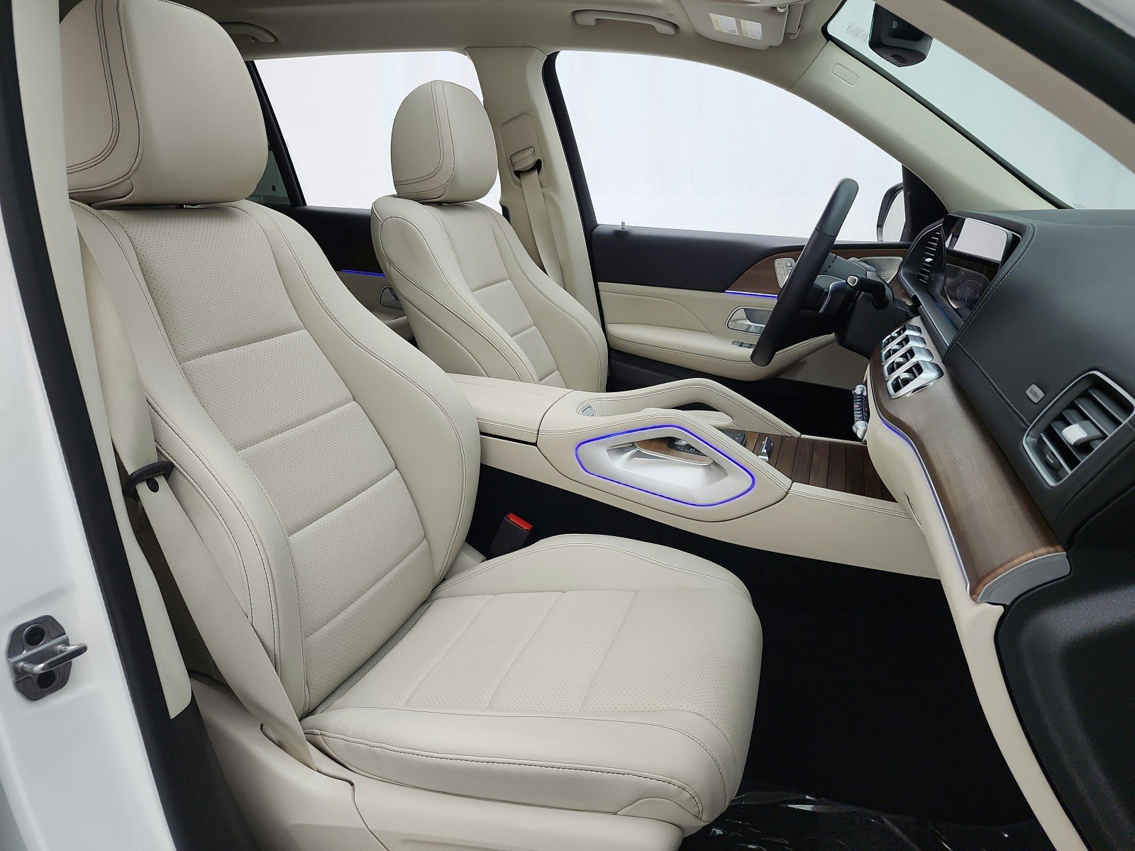 Certified Used 2024 Polar White Mercedes-Benz GLS 450 4MATIC® SUV image 20