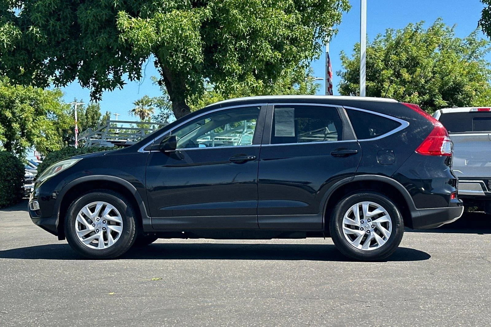 Used 2015 Crystal Black Pearl Honda EX-L image 7
