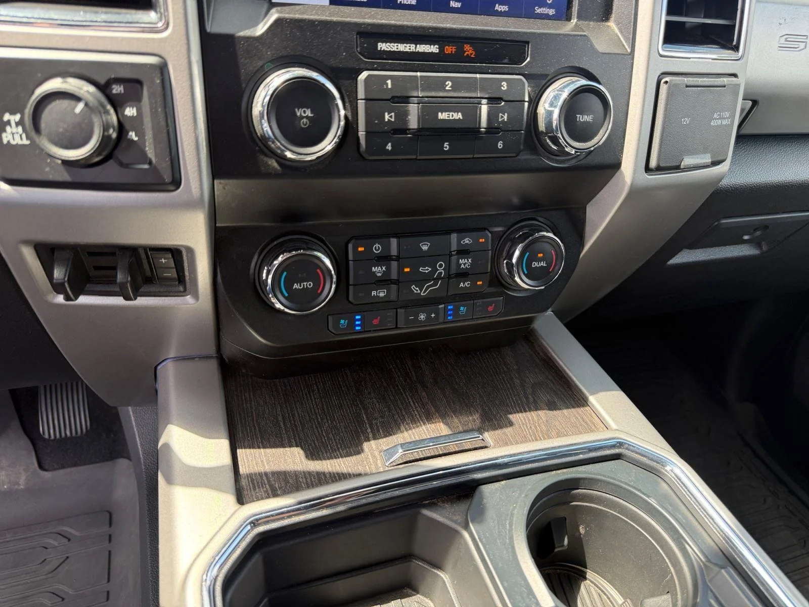Used 2021 Velocity Blue Metallic Ford LARIAT image 24