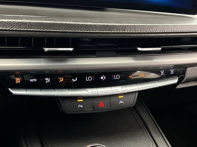 2025 Cadillac XT4 Premium Luxury - Photo 25