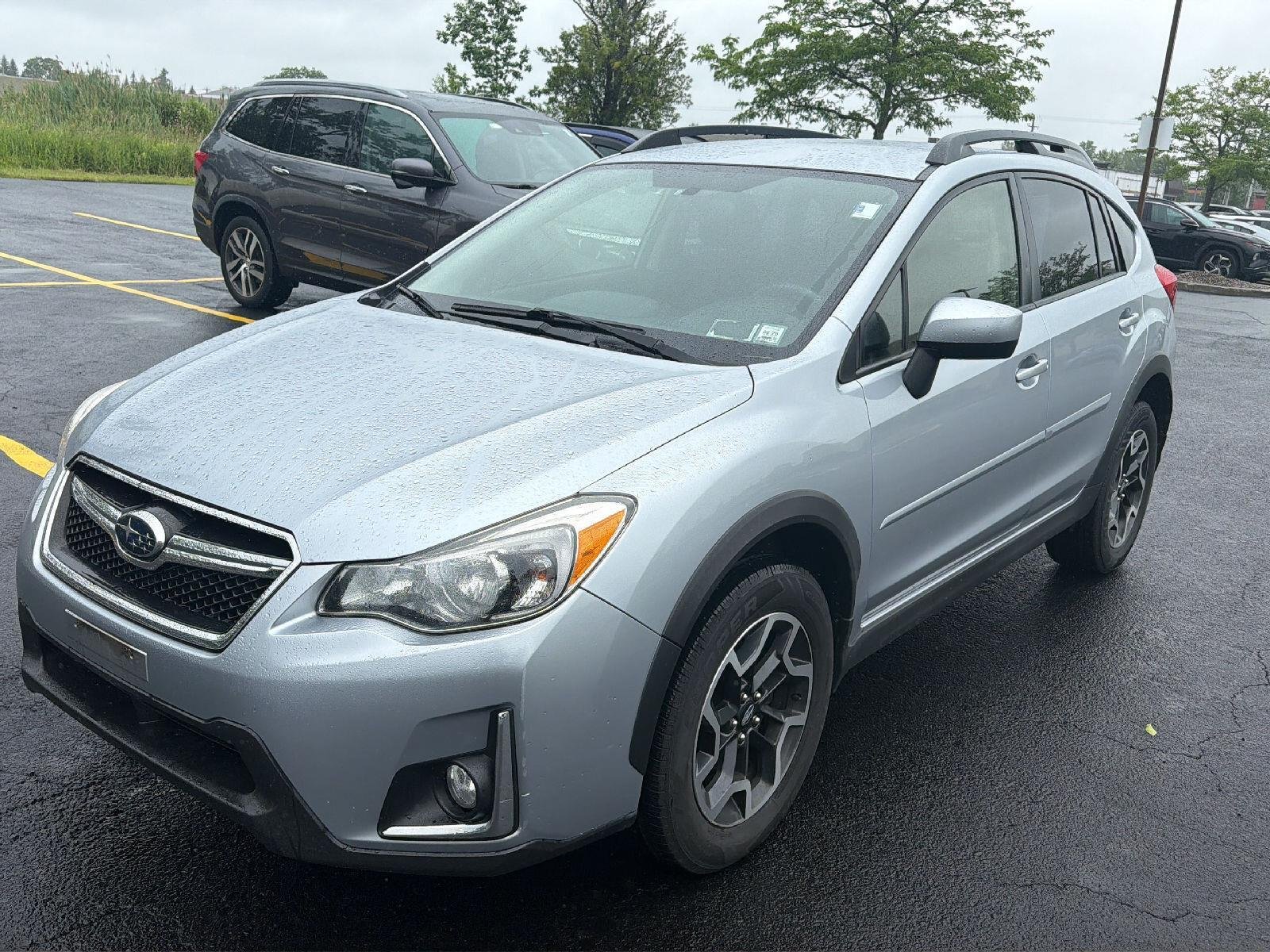 Used 2017 Ice Silver Metallic Subaru Premium image 2
