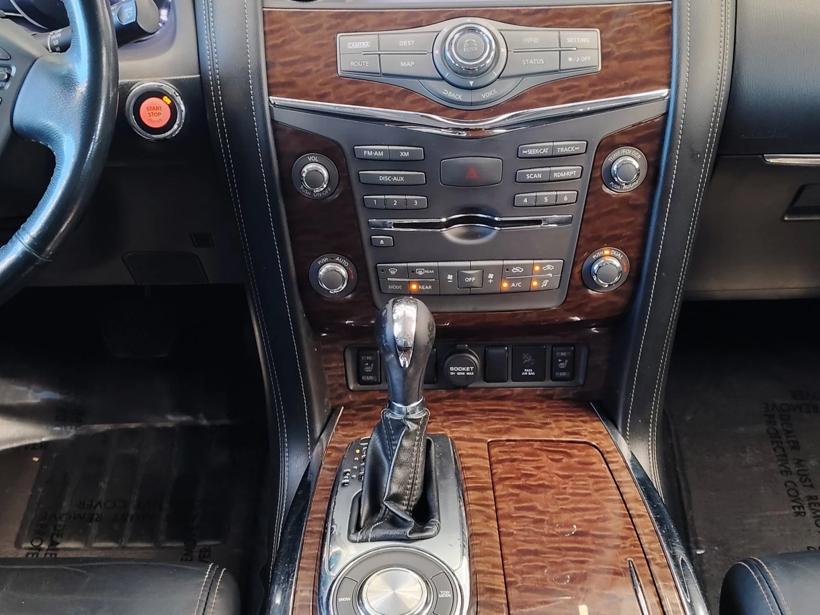 Used 2017 Forged Copper Nissan SL image 22