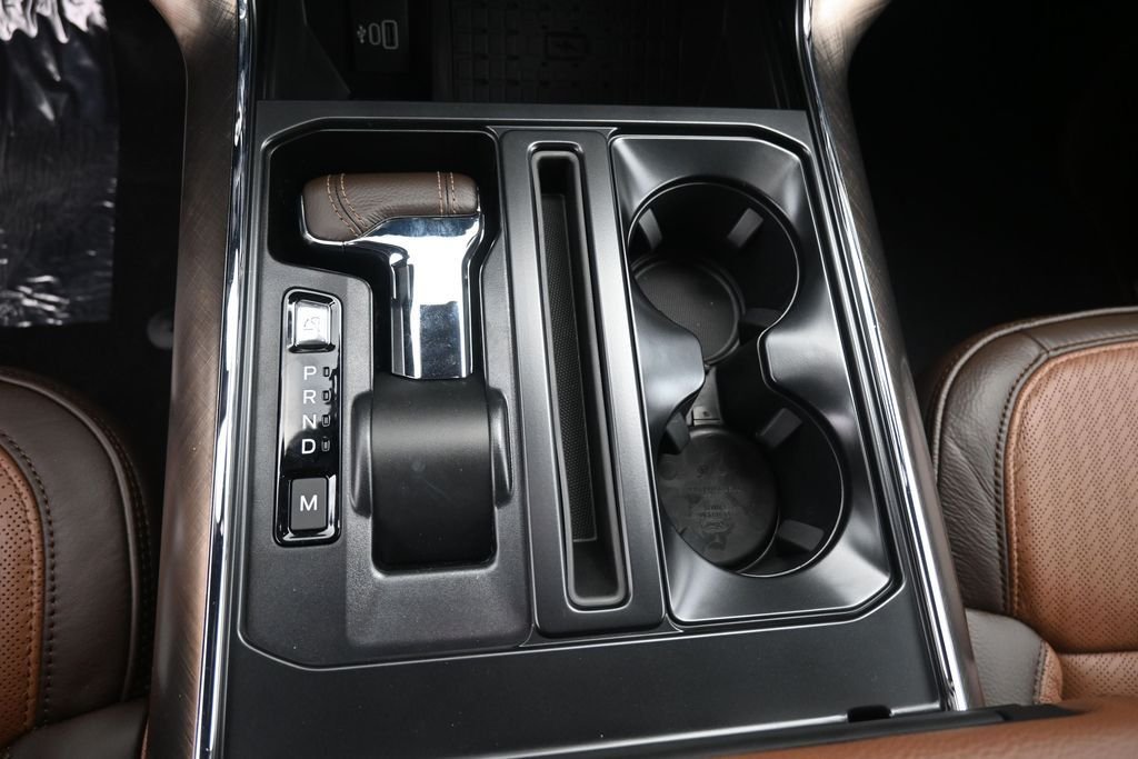 New 2026 Star White Metallic Tri-Coat Ford King Ranch® image 16