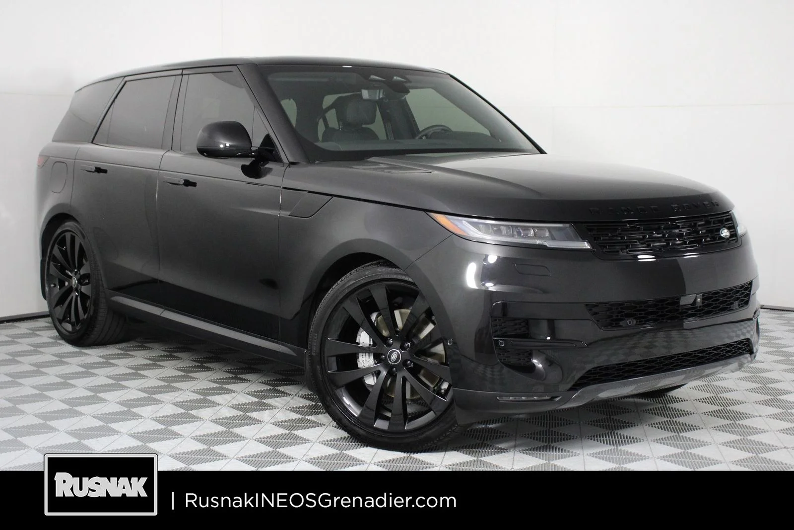 2025 Land Rover Range Rover Sport P360 SE MHEV's photo