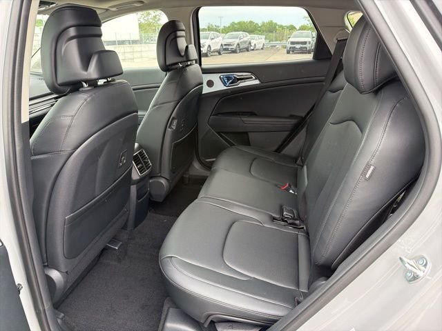 New 2026 Wolf Gray Kia EX image 7
