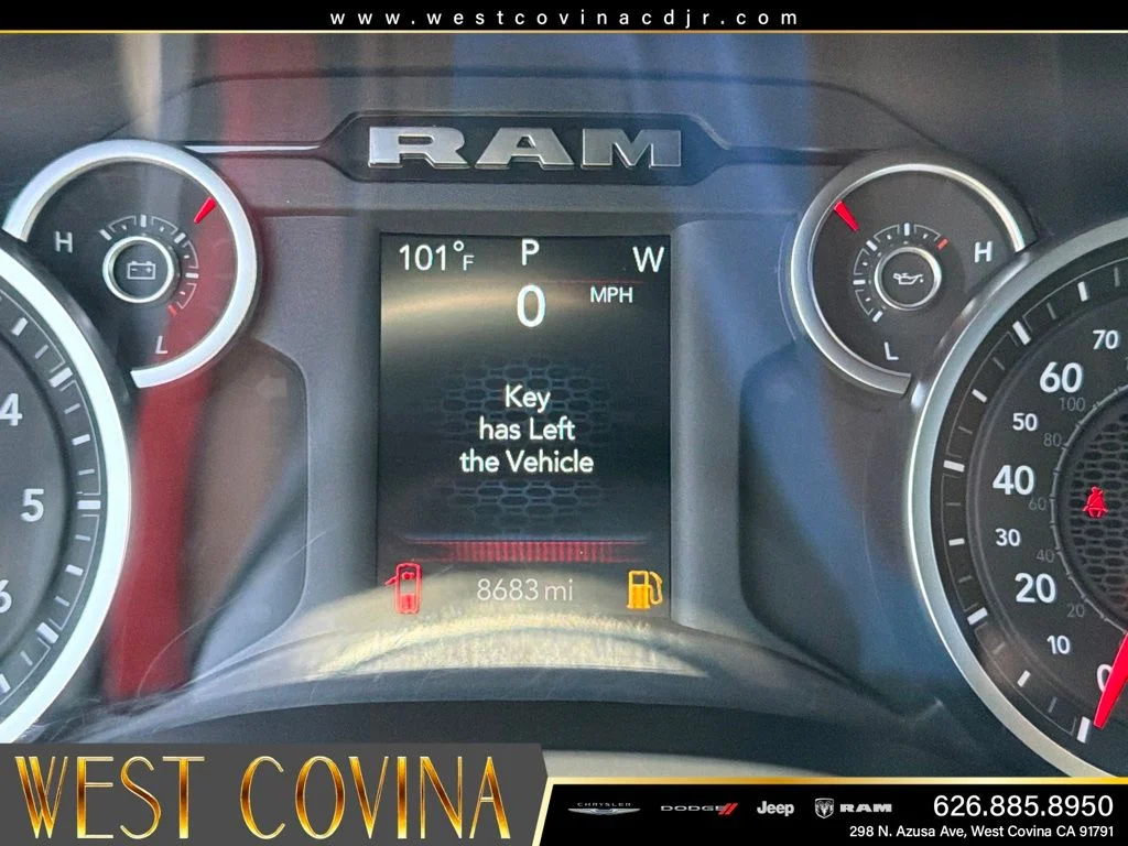 Used 2025 White Ram Big Horn/Lone Star image 25