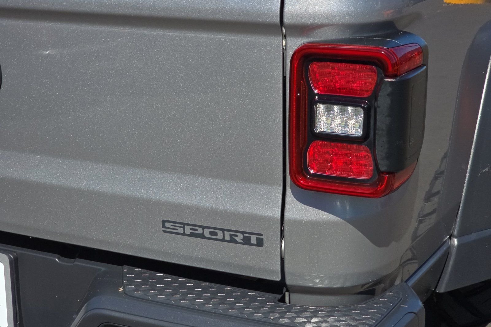 Used 2020 Silver Jeep Sport image 34