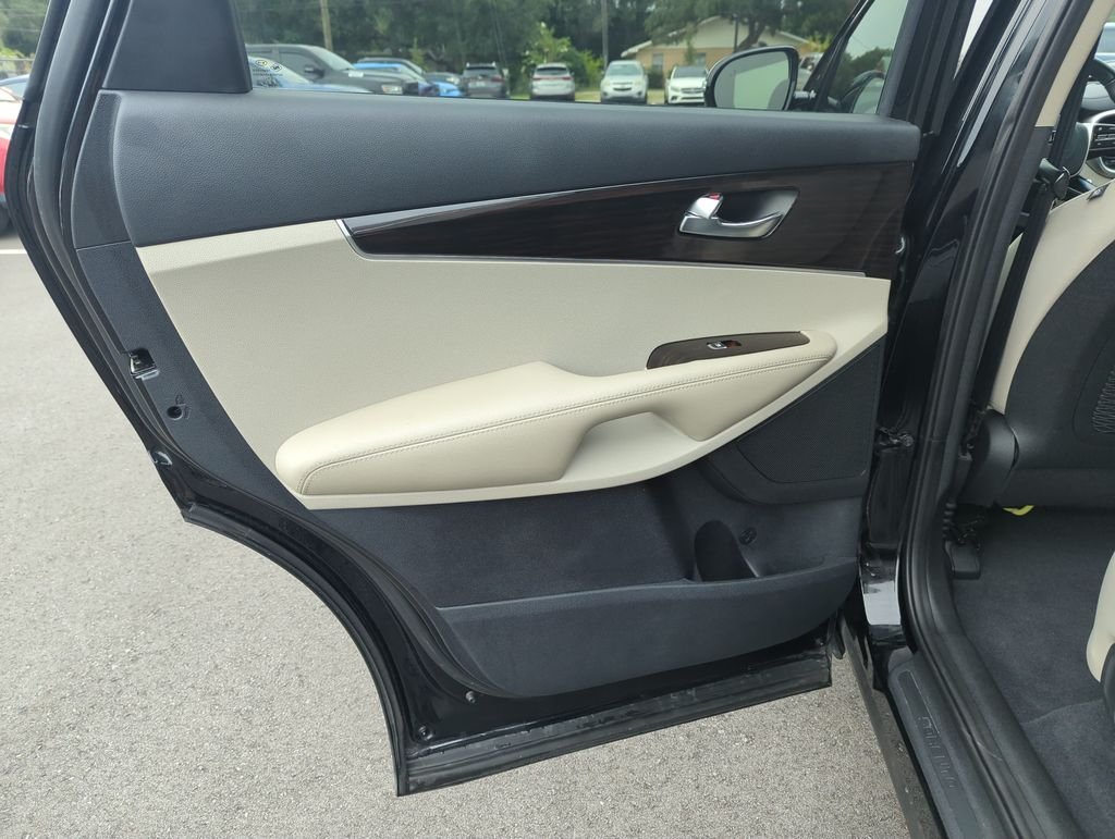 Used 2020 Black Kia LX image 27